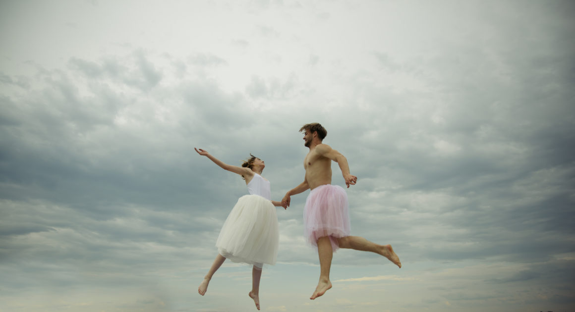 Homme et femme légèreté